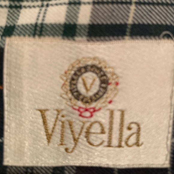 Viyella Men’s Wool Buttondown Plaid Shirt - Picture 8 of 10